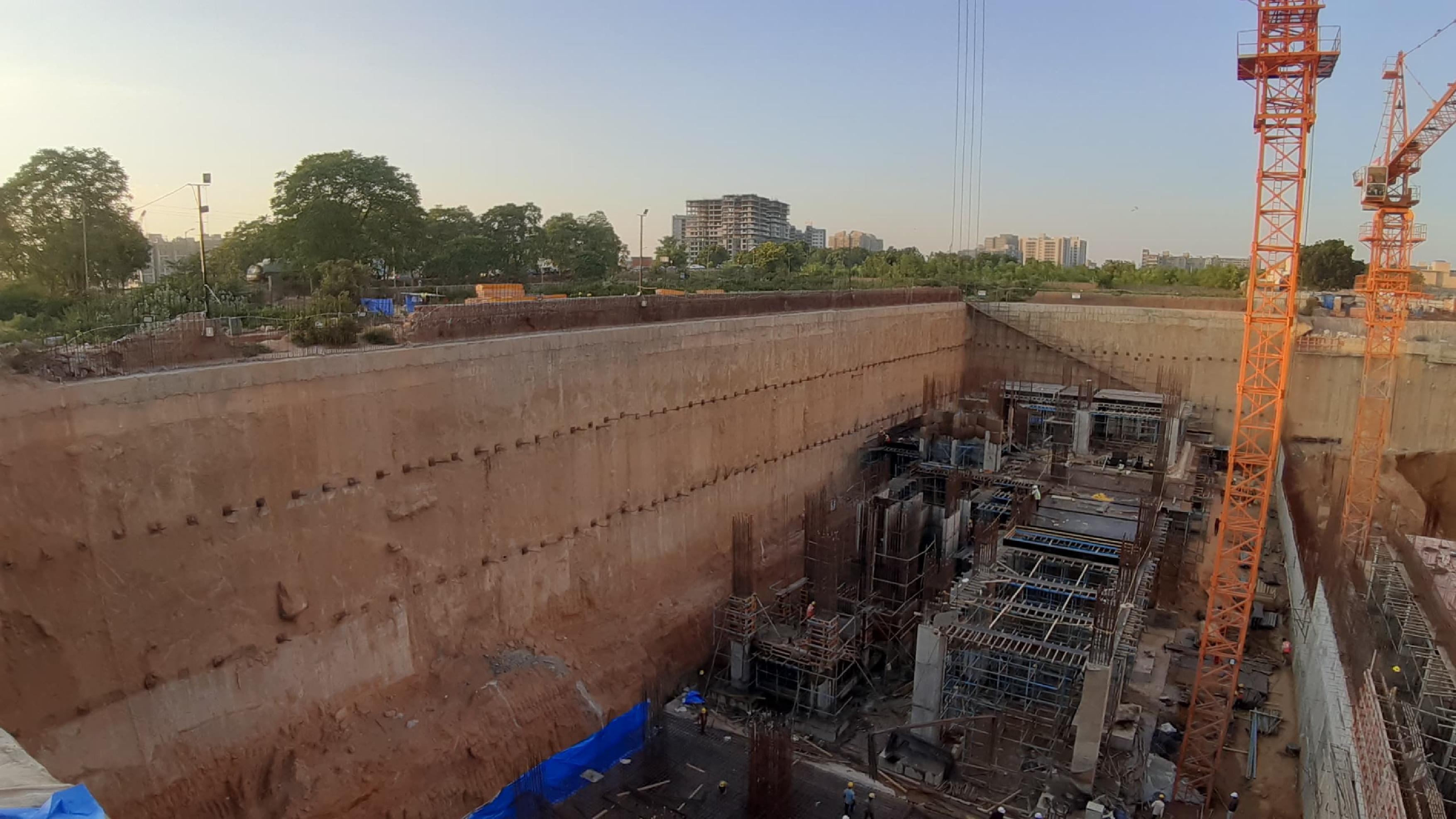 construction of diaphragm wall